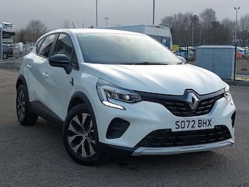 Used Renault Captur 2023 for sale - 78211291: Photo