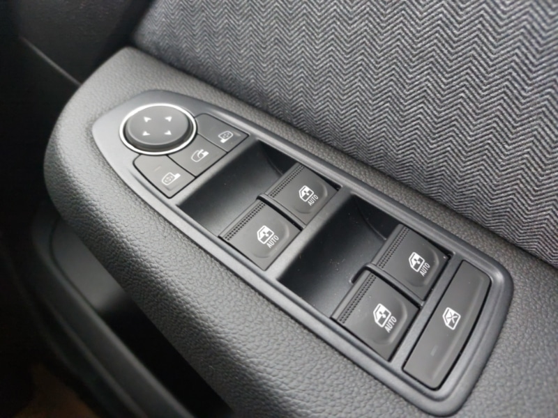 Used Renault Clio 2025 for sale - 77150354: Photo 19