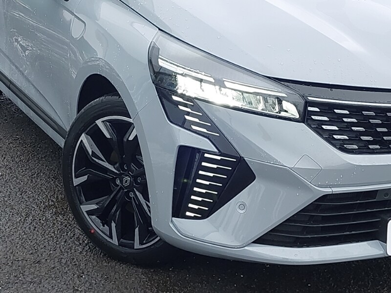 Used Renault Clio 2025 for sale - 77150354: Photo 9