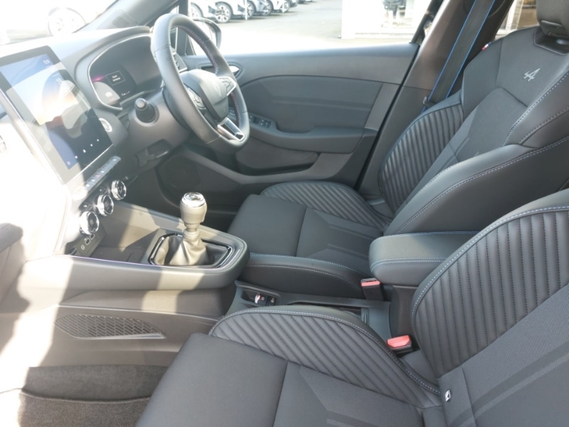 Used Renault Clio 2024 for sale - 77956733: Photo 5