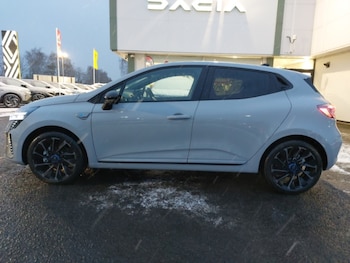 Used Renault Clio 2025 for sale - 77147055: Photo