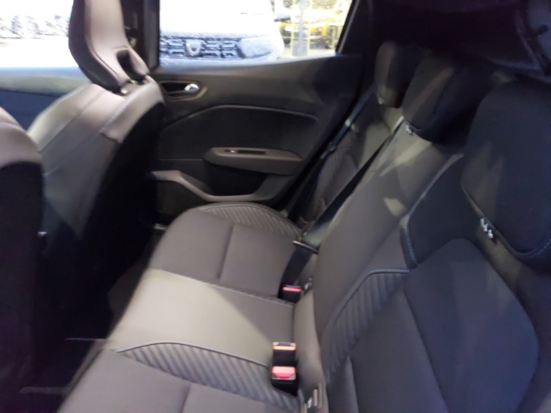 Used Renault Clio 2025 for sale - 77147055: Photo 6