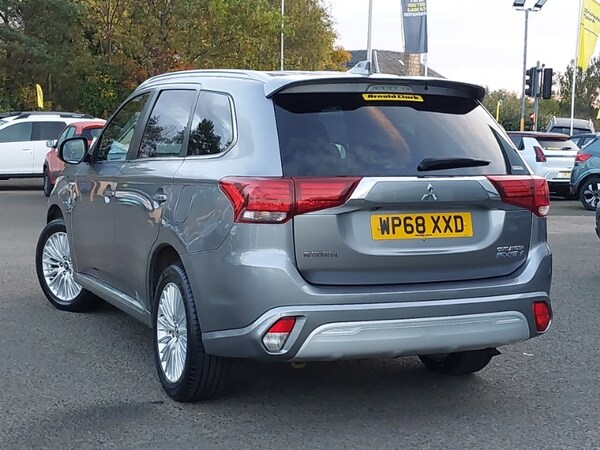 Used Mitsubishi Outlander 2018 for sale - 76244347: Photo 3