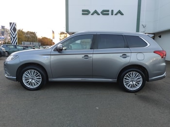 Used Mitsubishi Outlander 2018 for sale - 76244347: Photo