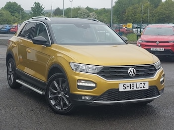 Used Volkswagen T-Roc 2018 for sale - 78661101: Photo