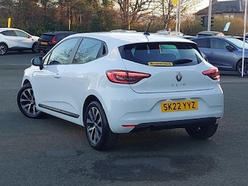 Used Renault Clio 2022 for sale - 78151627: Photo