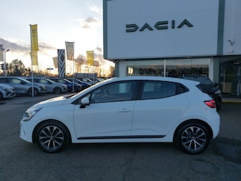 Used Renault Clio 2022 for sale - 78151627: Photo