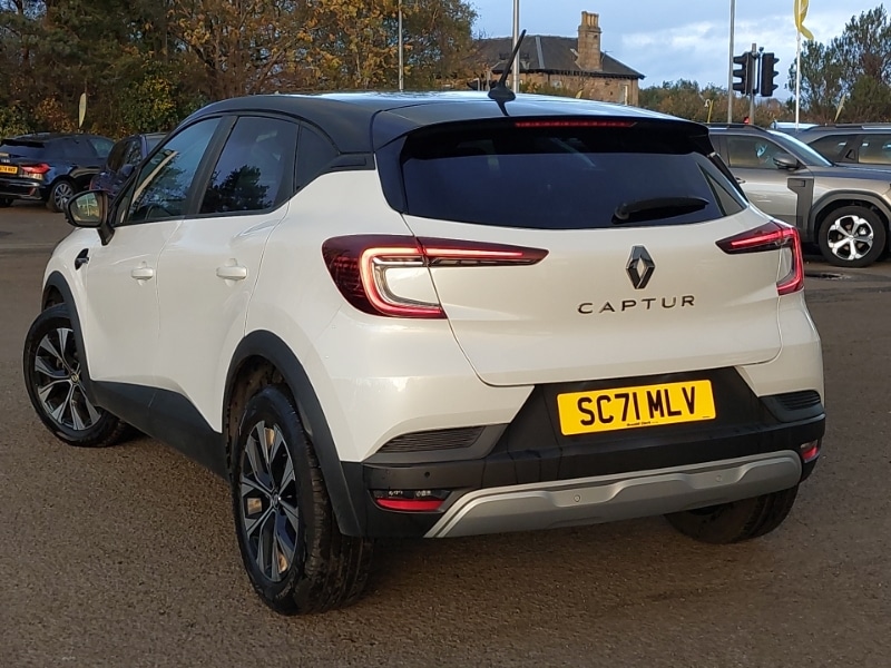 Used Renault Captur 2022 for sale - 76397579: Photo 3