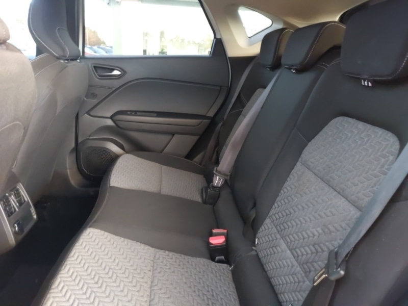 Used Renault Captur 2022 for sale - 76397579: Photo 6