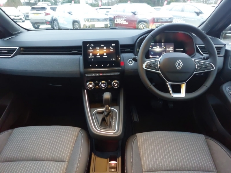 Used Renault Clio 2025 for sale - 77150344: Photo 2