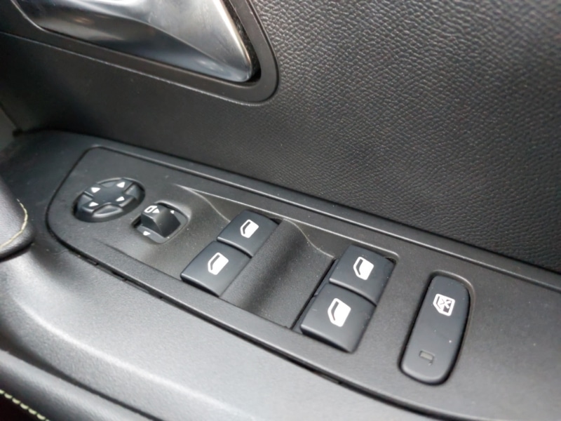 Used Peugeot 2008 2020 for sale - 76566970: Photo 18