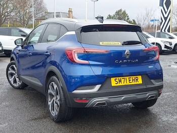 Used Renault Captur 2021 for sale - 77942697: Photo