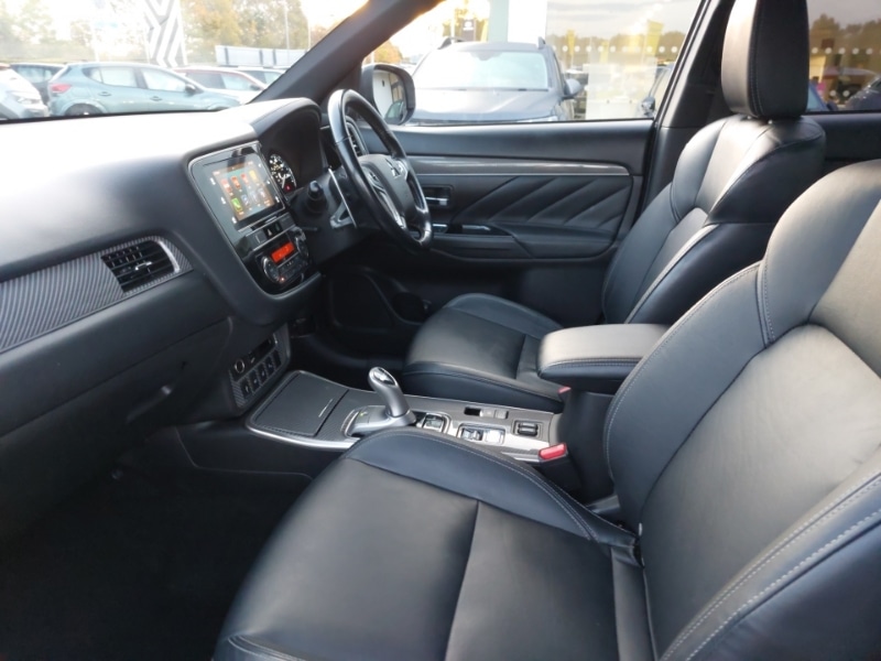 Used Mitsubishi Outlander 2018 for sale - 76518759: Photo 5