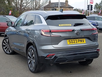 Used Renault Austral 2023 for sale - 77062437: Photo