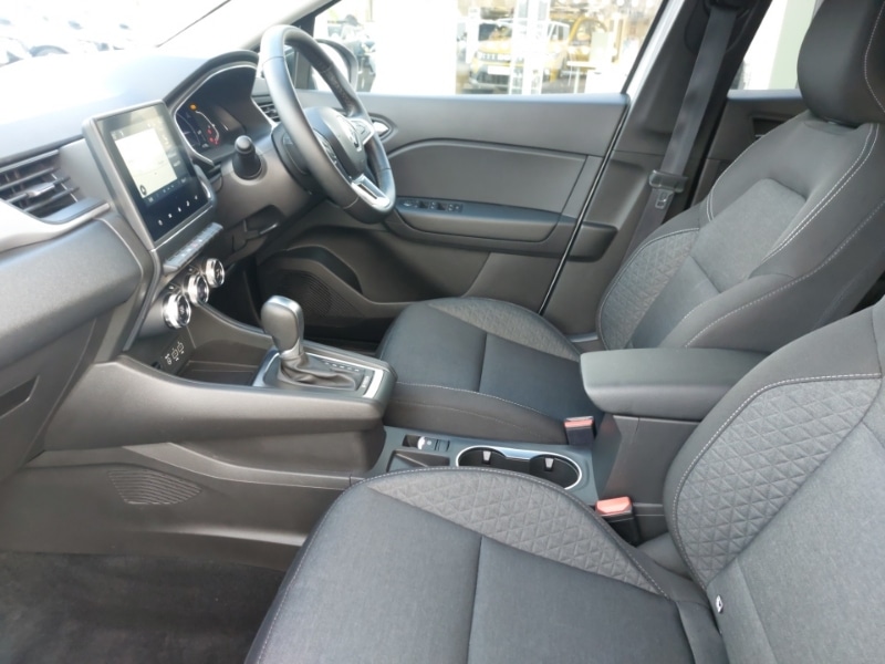 Used Renault Captur 2023 for sale - 77922663: Photo 5