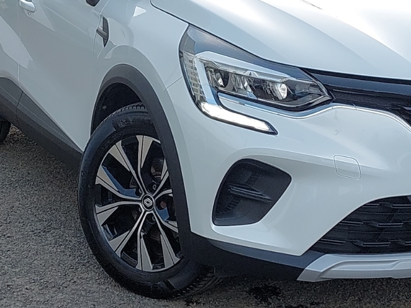 Used Renault Captur 2023 for sale - 77922663: Photo 9