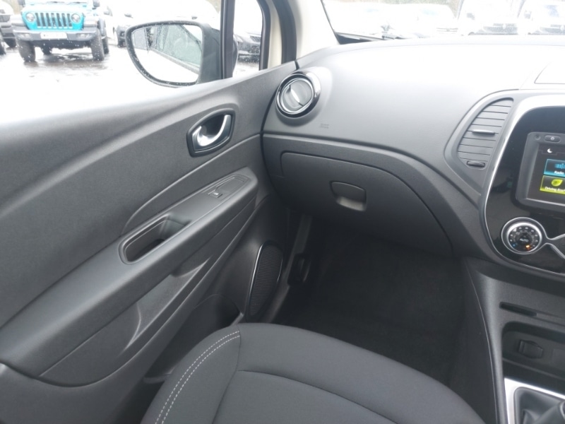 Used Renault Captur 2019 for sale - 77816451: Photo 10