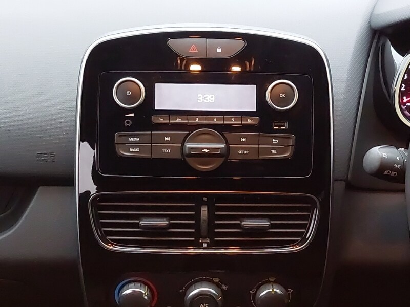 Used Renault Clio 2019 for sale - 77278366: Photo 11