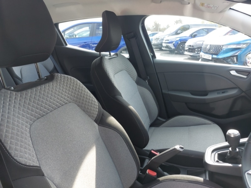 Used Renault Clio 2024 for sale - 78169730: Photo 16