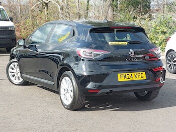 Used Renault Clio 2024 for sale - 78169730: Photo