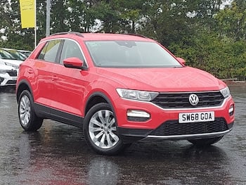Used Volkswagen T-Roc 2019 for sale - 79707450: Photo
