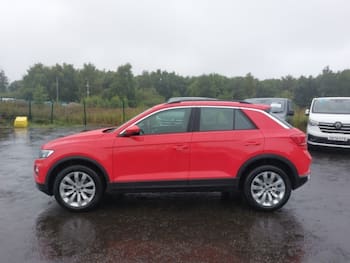 Used Volkswagen T-Roc 2019 for sale - 79707450: Photo