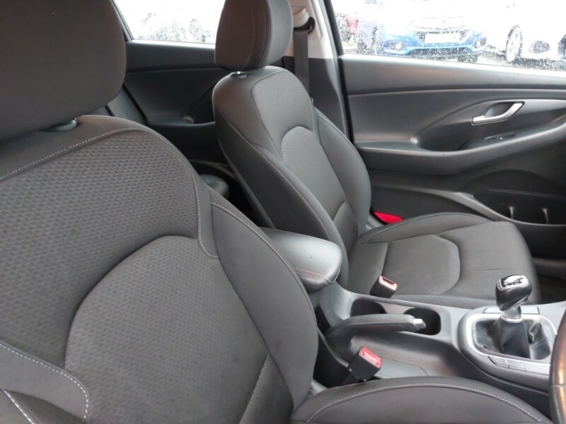 Used Hyundai i30 2018 for sale - 77338607: Photo 13