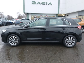 Used Hyundai i30 2018 for sale - 77338607: Photo