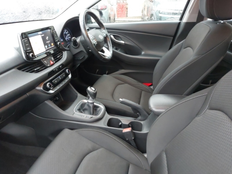 Used Hyundai i30 2018 for sale - 77338607: Photo 5