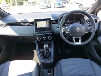 Used Renault Clio 2025 for sale - 79185841: Photo