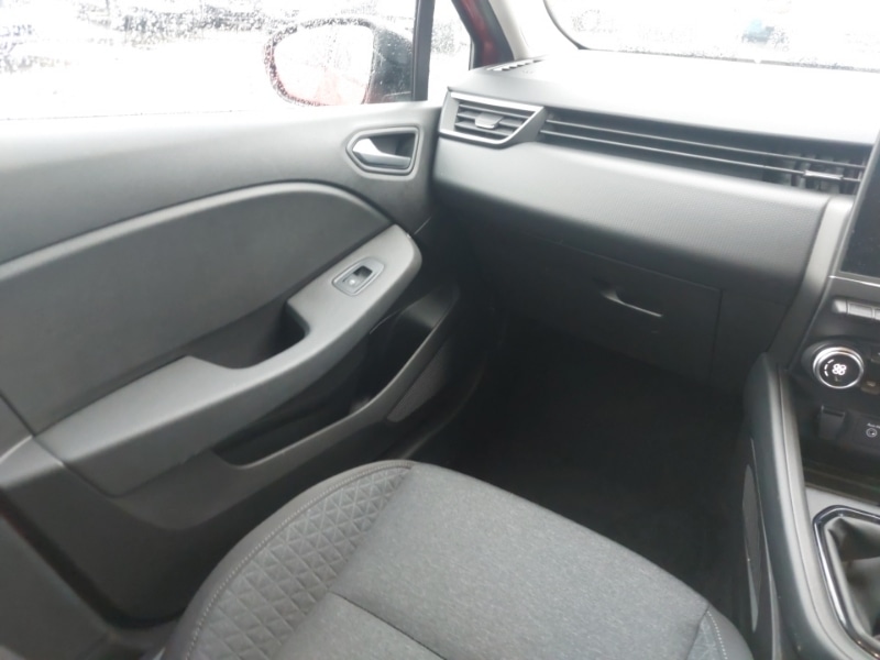 Used Renault Clio 2023 for sale - 76834595: Photo 10