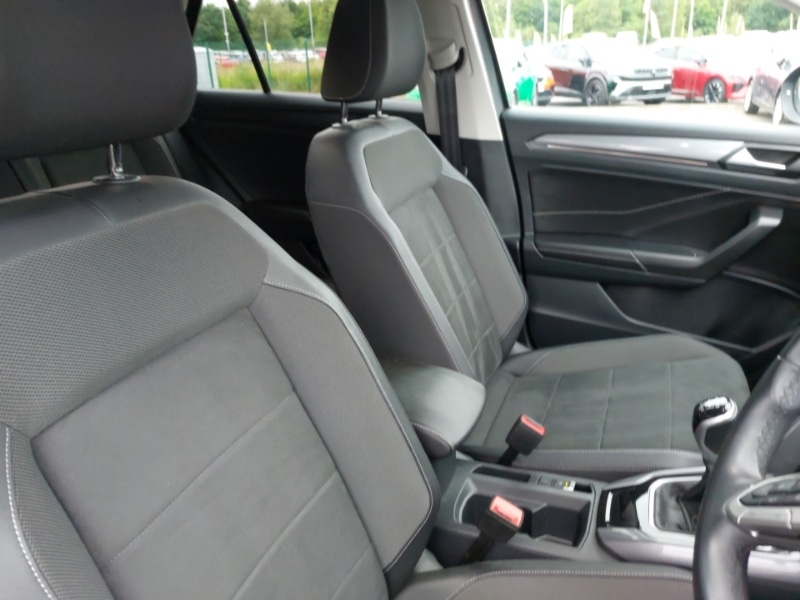 Used Volkswagen T-Roc 2022 for sale - 76071176: Photo 13