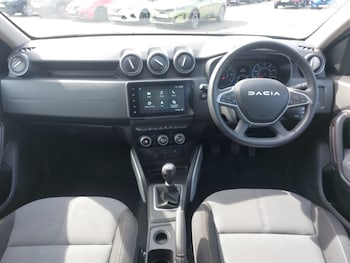 Used Dacia Duster 2023 for sale - 78151621: Photo