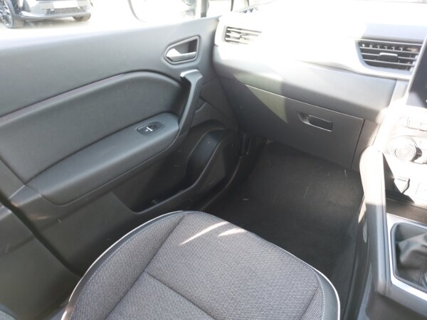 Used Renault Captur 2022 for sale - 76225779: Photo 10
