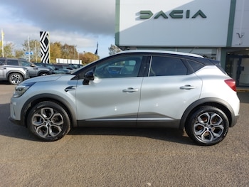 Used Renault Captur 2022 for sale - 76225779: Photo 4