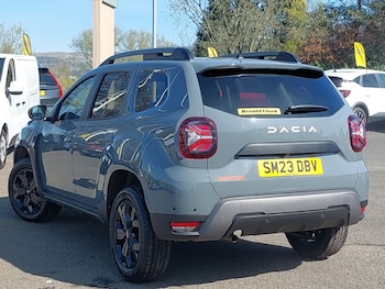 Used Dacia Duster 2023 for sale - 78355502: Photo