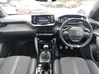 Used Peugeot 2008 2023 for sale - 76160461: Photo