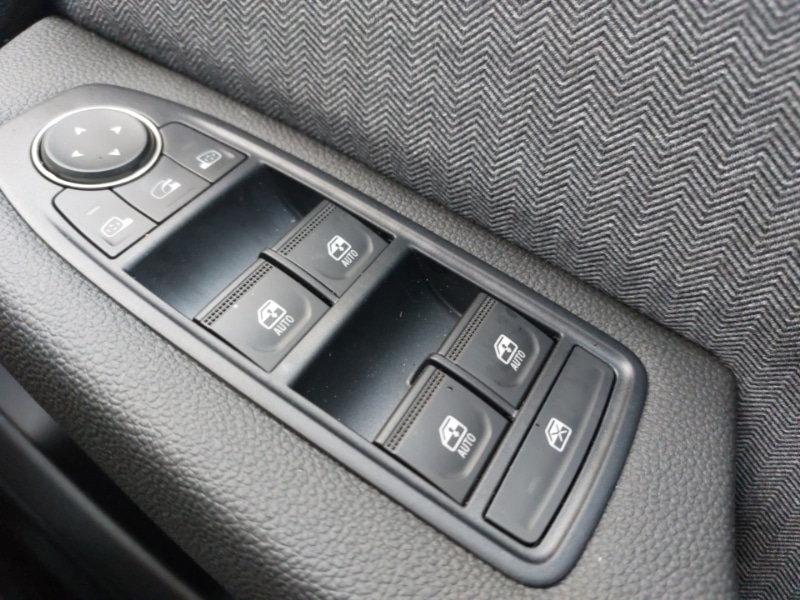 Used Renault Clio 2025 for sale - 76847007: Photo 15