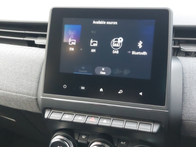 Used Renault Clio 2025 for sale - 76847007: Photo 18