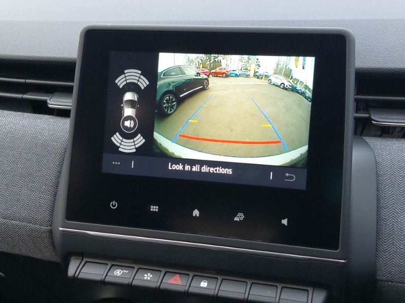 Used Renault Clio 2025 for sale - 76847007: Photo 19