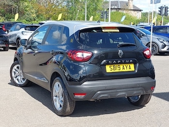 Used Renault Captur 2019 for sale - 78478611: Photo