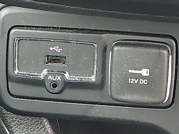 Used Jeep Renegade 2023 for sale - 76282138: Photo 16