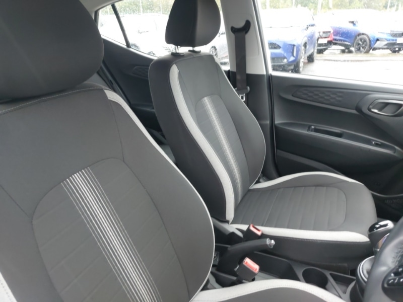 Used Hyundai i10 2024 for sale - 76150493: Photo 13