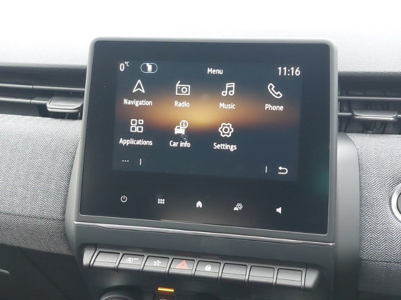 Used Renault Clio 2025 for sale - 77150353: Photo 16