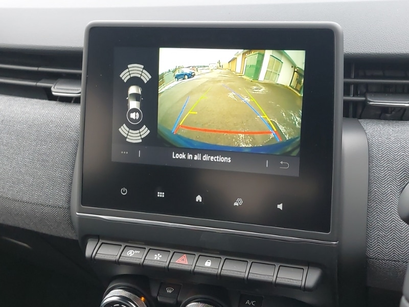 Used Renault Clio 2025 for sale - 77150353: Photo 17