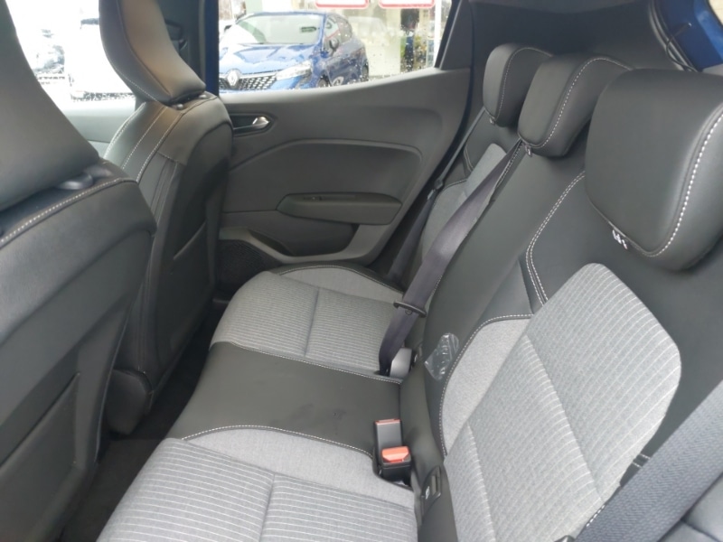 Used Renault Clio 2025 for sale - 77150353: Photo 6