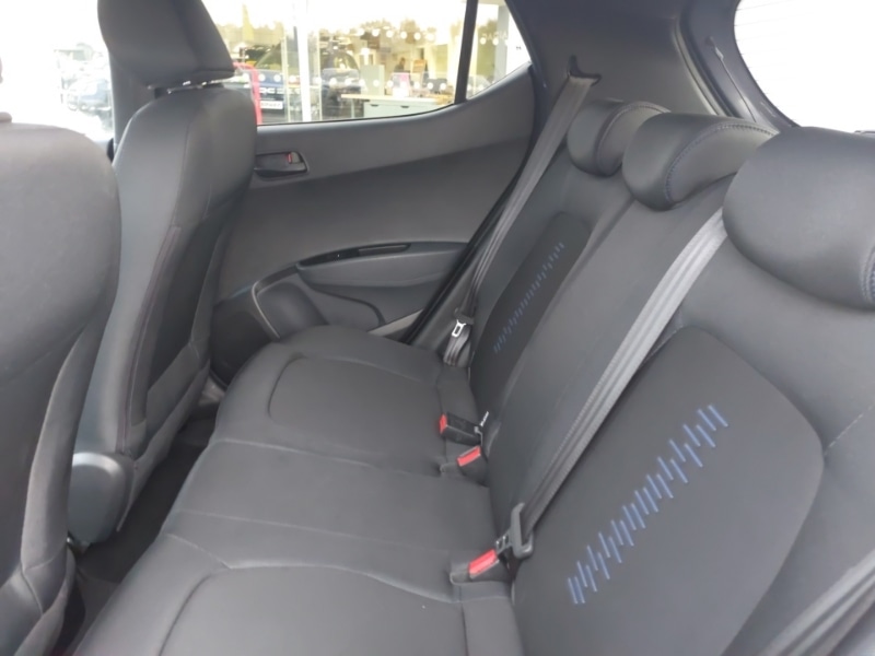 Used Hyundai i10 2018 for sale - 76471488: Photo 6