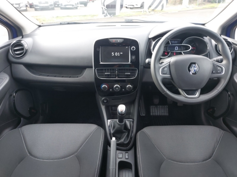Used Renault Clio 2019 for sale - 78113860: Photo 2