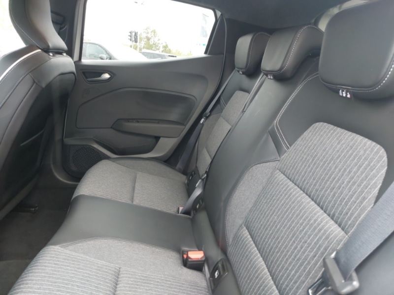 Used Renault Clio 2022 for sale - 76348177: Photo 6