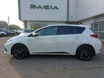 Used Toyota Auris 2018 for sale - 74940472: Photo